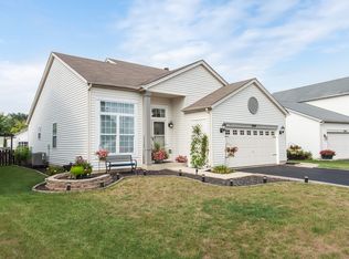 2060 Whitecliffe Dr, Romeoville, IL 60446