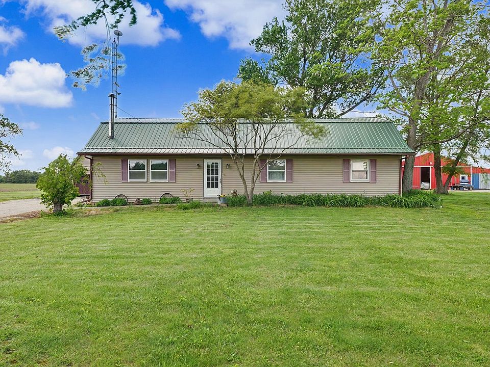 1st image of 1121 County Road 2250 E