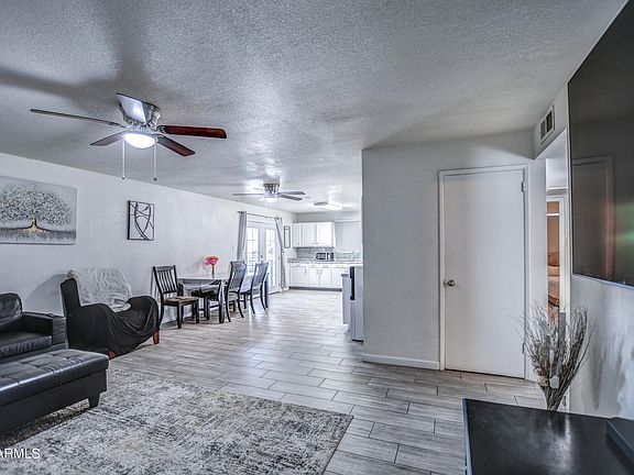 5th image of 2821 N 52ND Avenue
