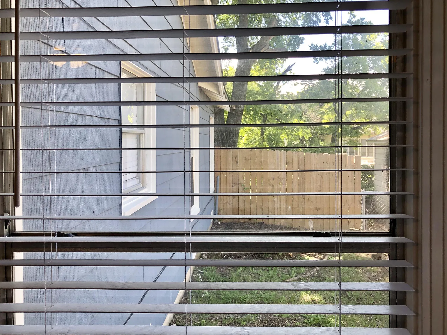 3128 Lyle Avenue - 1 — Photo 3