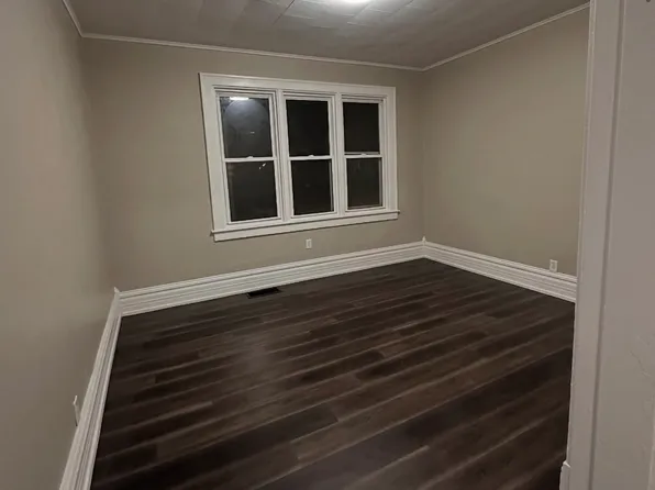 860 Oak St, Toledo, OH 43605