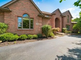 1591 Eagle Trl, Oxford, MI