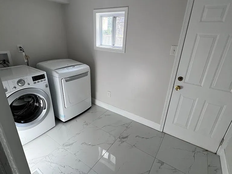 669 N Brooklyn St — Photo 12