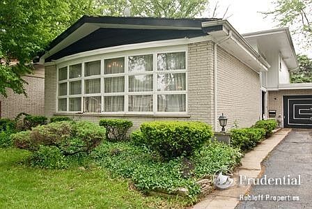 1st image of 3913 Enfield Ave