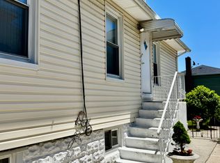196-42 44th Ave #2, Flushing, NY 11358