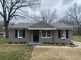 446 Sanford Rd, Memphis, TN 38109