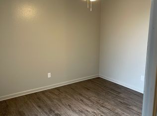 500 N 1st St #2F, Kingston, OK 73439