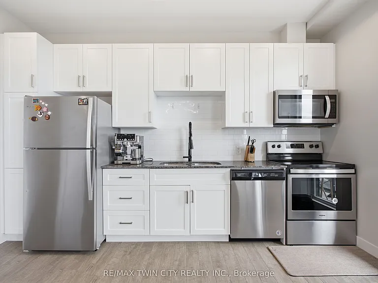 100 Garment St #1605 — Photo 10