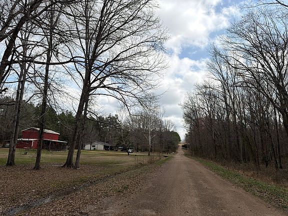 5th image of 127 Crestwood Dr