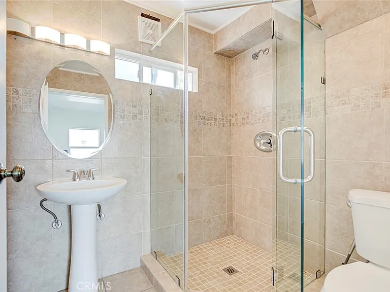 4927 Lexington Ave — Photo 11