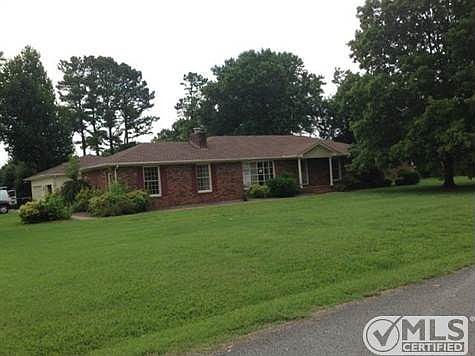 1st image of 2603 Amber Dr