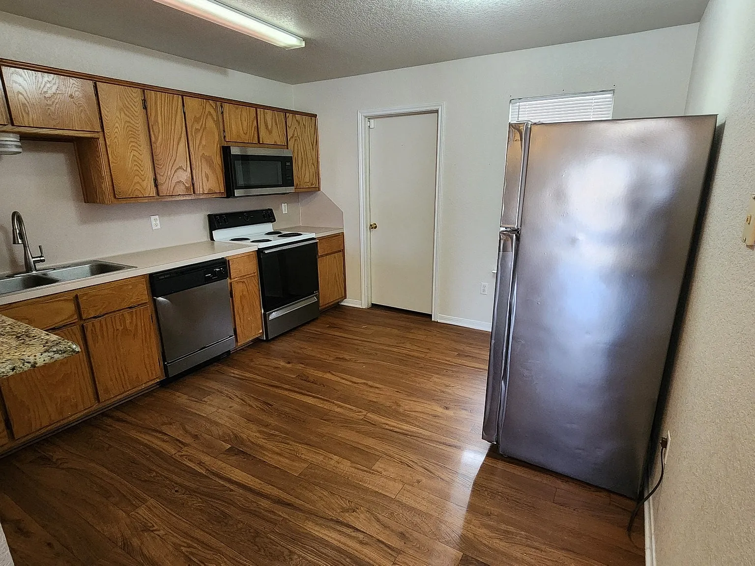203 W Anderson Ave Copperas Cove Tx — Photo 1