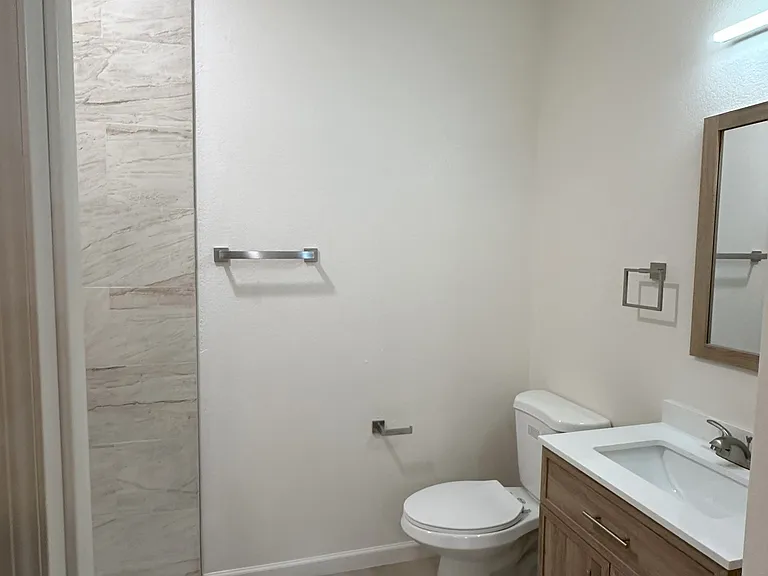 1744 Mariposa Rd #B1 — Photo 19