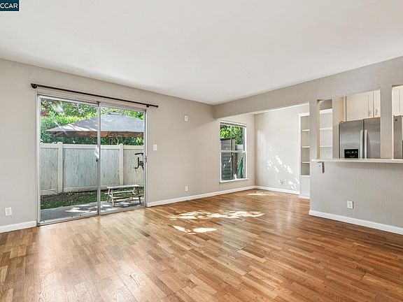 4th image of 2035 Sierra Rd APT 4