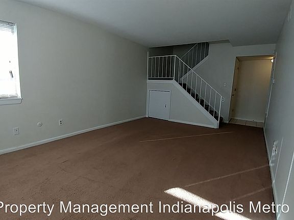 4th image of 4935 Oakbrook Ct