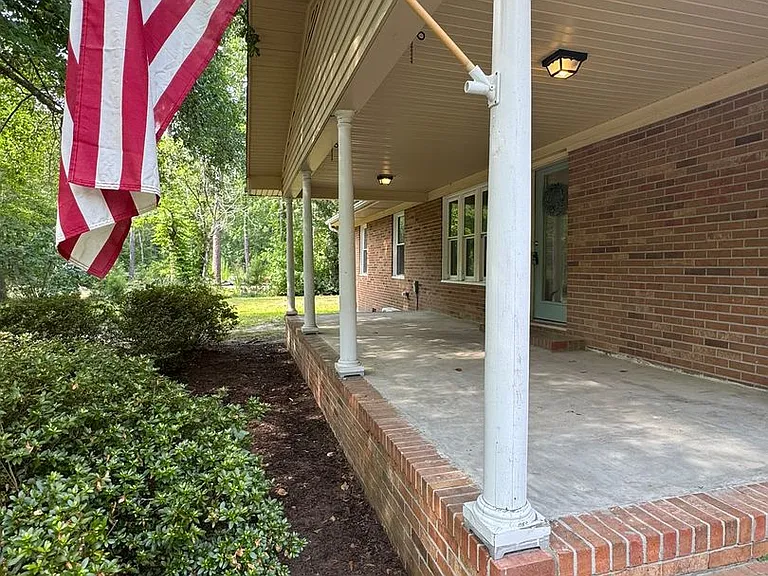 4240 Buck Dr — Photo 41