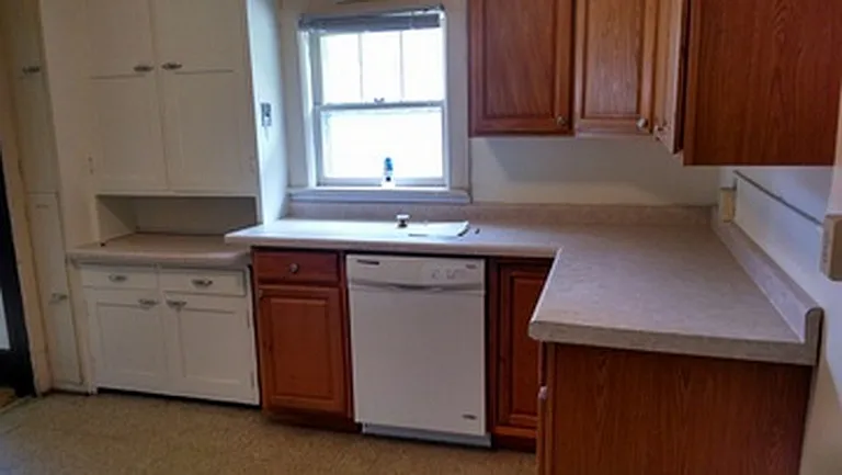 3 bed, $1,470 — Photo 3