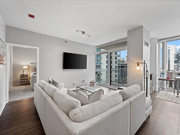 3rd image of 757 N Orleans St #1210