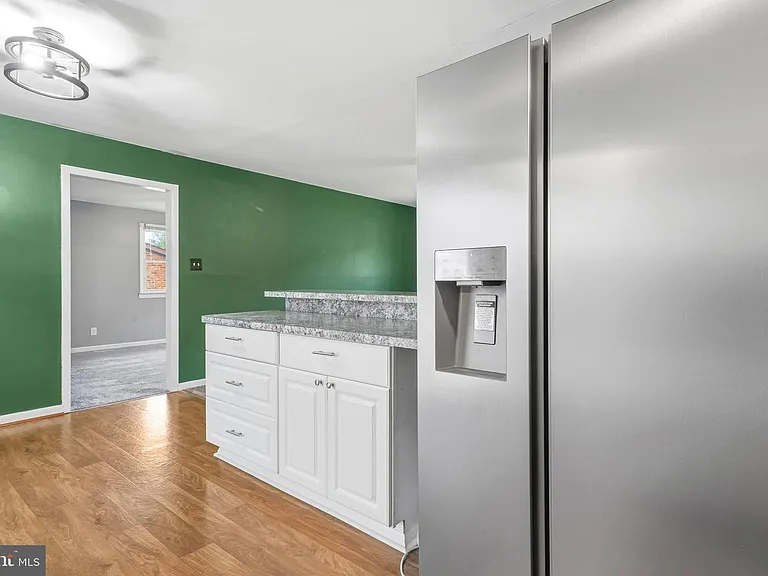 6743 Amherst Rd — Photo 16