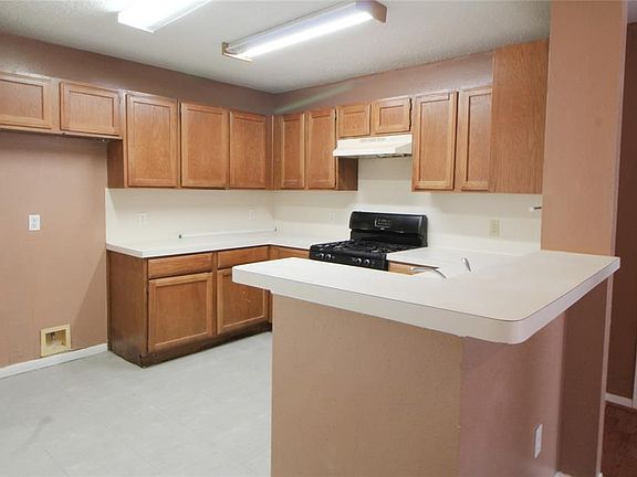 5th image of 12119 Chapel Oaks Dr