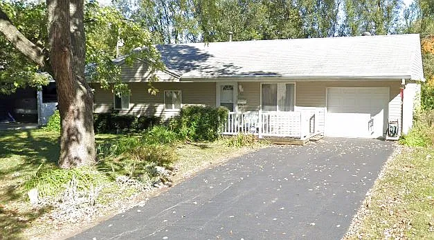 52 Whippoorwill Drive - 1 — Photo 1