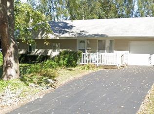 52 Whippoorwill Dr, Decatur, IL 62526