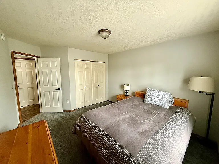 1268 W Bentwood Loop — Photo 7
