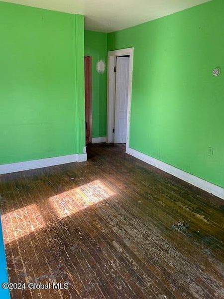 3rd image of 208 Center Street