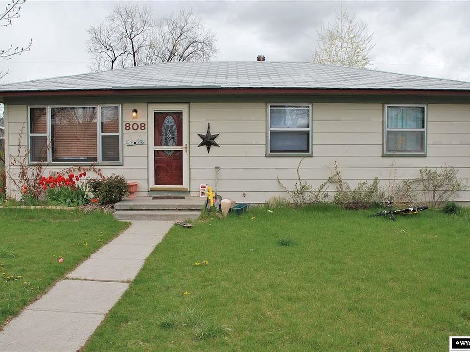 1st image of 808 S 16th St