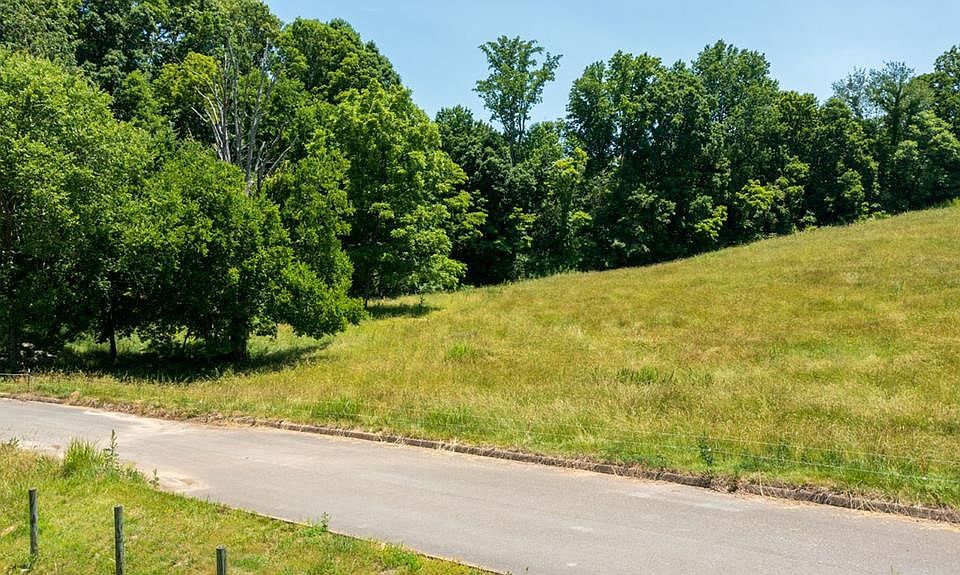1st image of 40 Stonehenge Way Lot 40