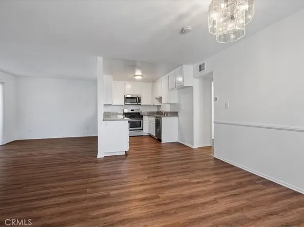 14821 Sherman Way Unit 1, Los Angeles, CA 91405