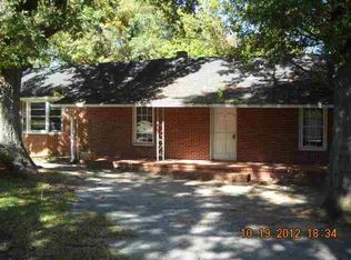 904 Buncombe Street Ext, Woodruff, SC 29388