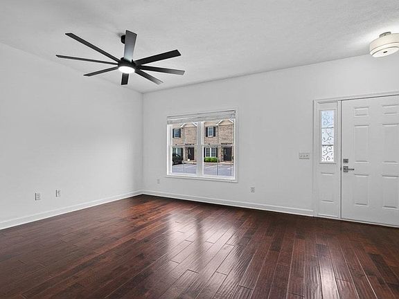 5th image of 91 Cedar Point Ln