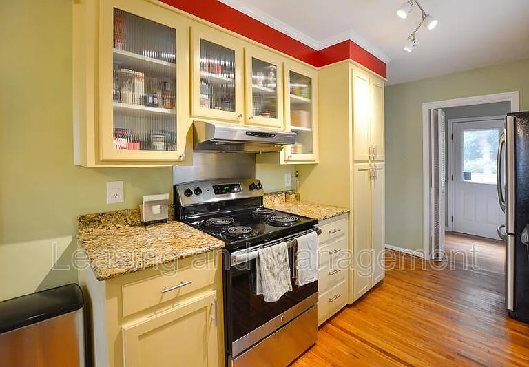 2156 Forest Lakes Blvd — Photo 10