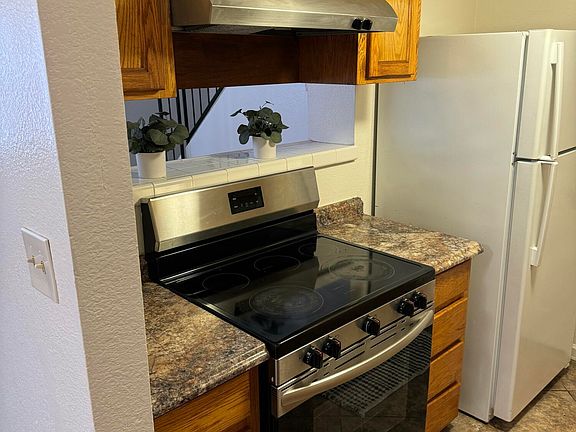 5th image of 4510 E WOOD Street
