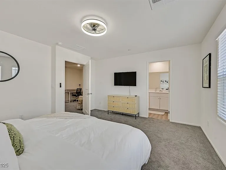 1906 Arietta Vista St — Photo 15