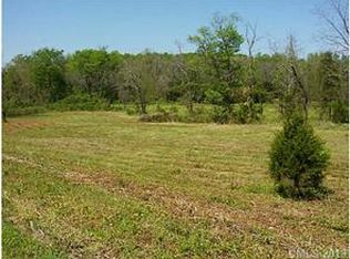 206 Trailway Dr, Statesville, NC 28625