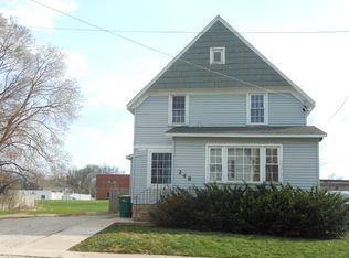 248 Lucas St, Sycamore, IL 60178