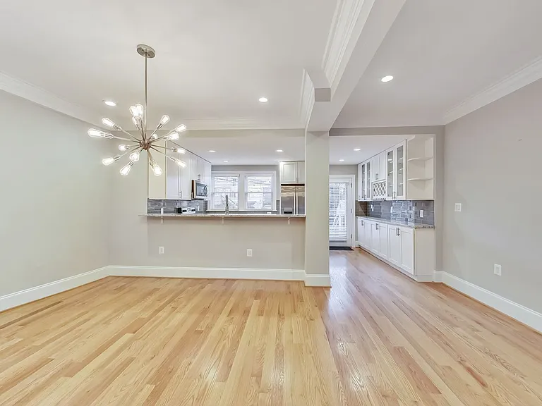 5415 Illinois Ave NW — Photo 8