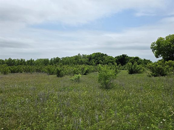 5th image of 601 County Road 136