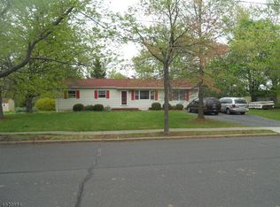 68 Meadowbrook Dr, Hillsborough, NJ 08844