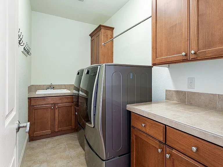 9648 SE Denali Dr — Photo 19