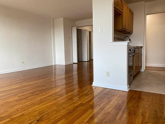 Sold by Diamond Real, Inc. | media 12