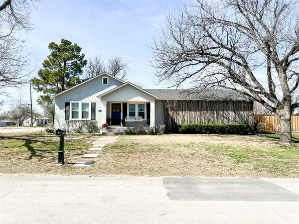 601 N Browning St, Seymour, TX 76380