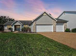 9 Blazing Star Ct, Dardenne Prairie, MO 63368