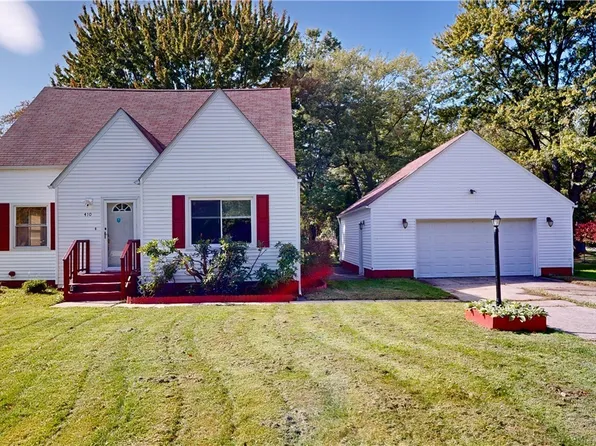 410 Douglas Blvd, Richmond Heights, OH 44143