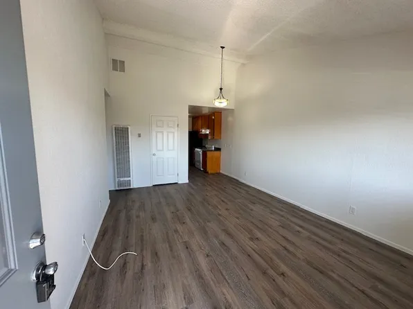 1108 Molino Ave, Long Beach, CA