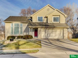 16614 Yort Ave, Omaha, NE 68116