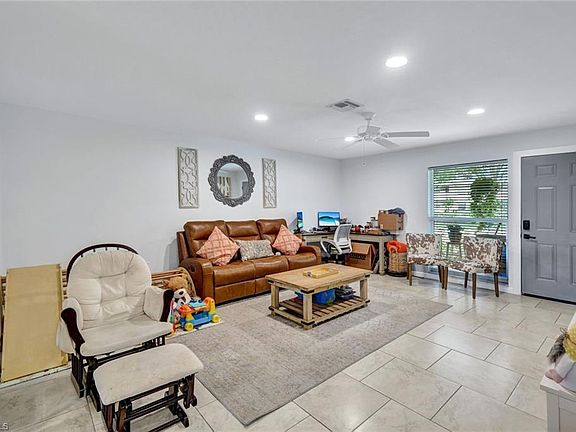 2nd image of 171 Crown DR #10