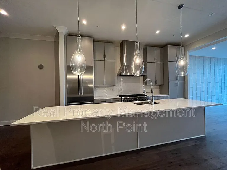 111 Birch St — Photo 6